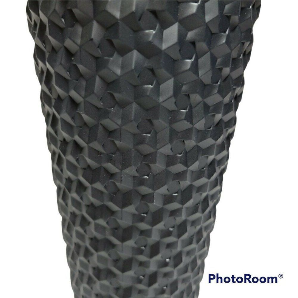 Walmart Textured Tumbler Cup Reusable 26 oz Matte Black Screw Top Lid w/Straw‎ - Picture 3 of 8